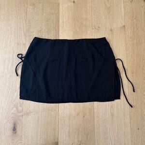 White Fox Mini Skirt Side Ties Size M Black